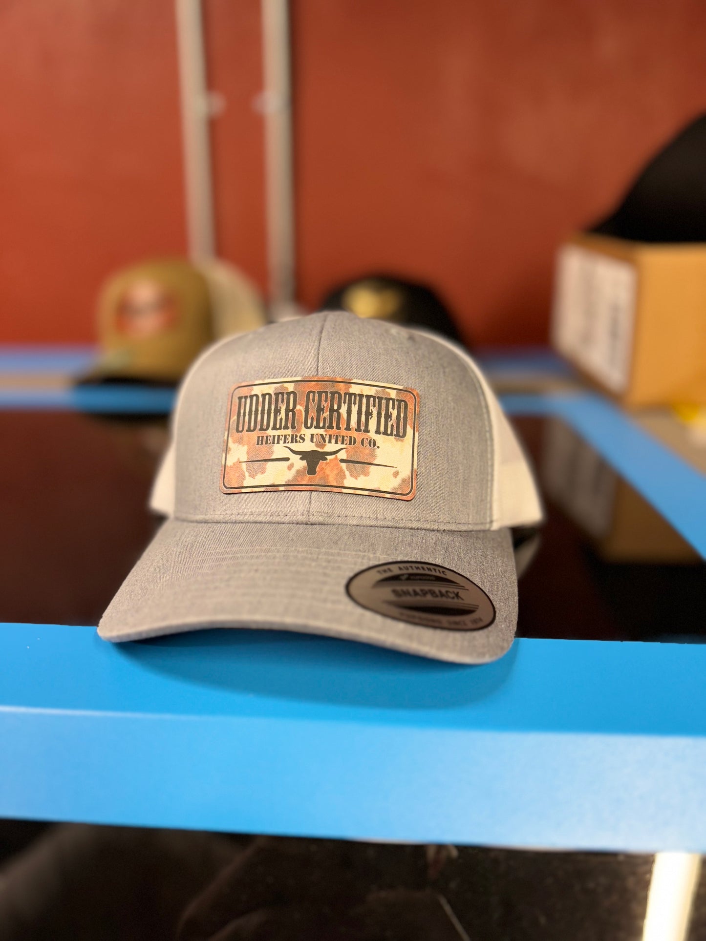 Udder certified legacy hat heather gray and white